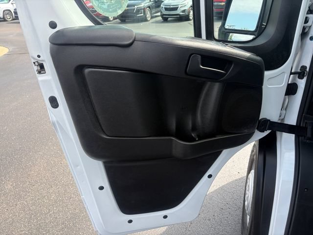 Used 2025 RAM ProMaster 2500 w/ U-Haul Equipment Group FWD image 18