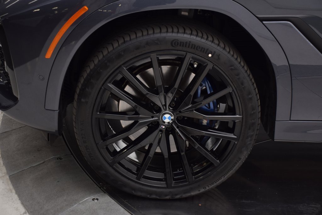 Used 2022 BMW X6 M50i w/ Executive Package image 11
