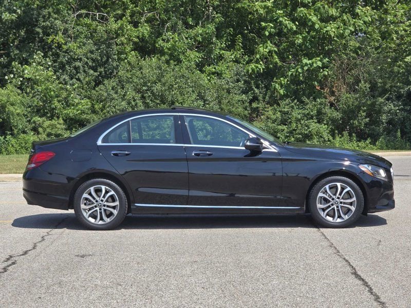 Used 2018 Mercedes-Benz C 300 4MATIC Sedan image 16