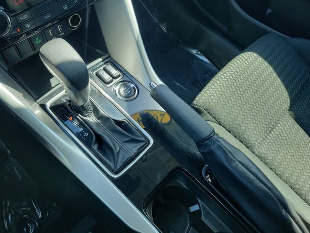 Used 2024 Mitsubishi Eclipse Cross LE AWD/4WD image 32