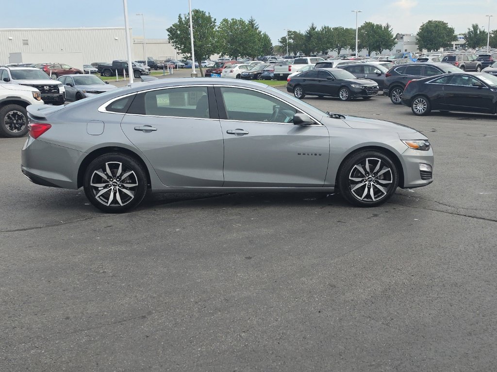 Used 2024 Chevrolet Malibu RS FWD image 10
