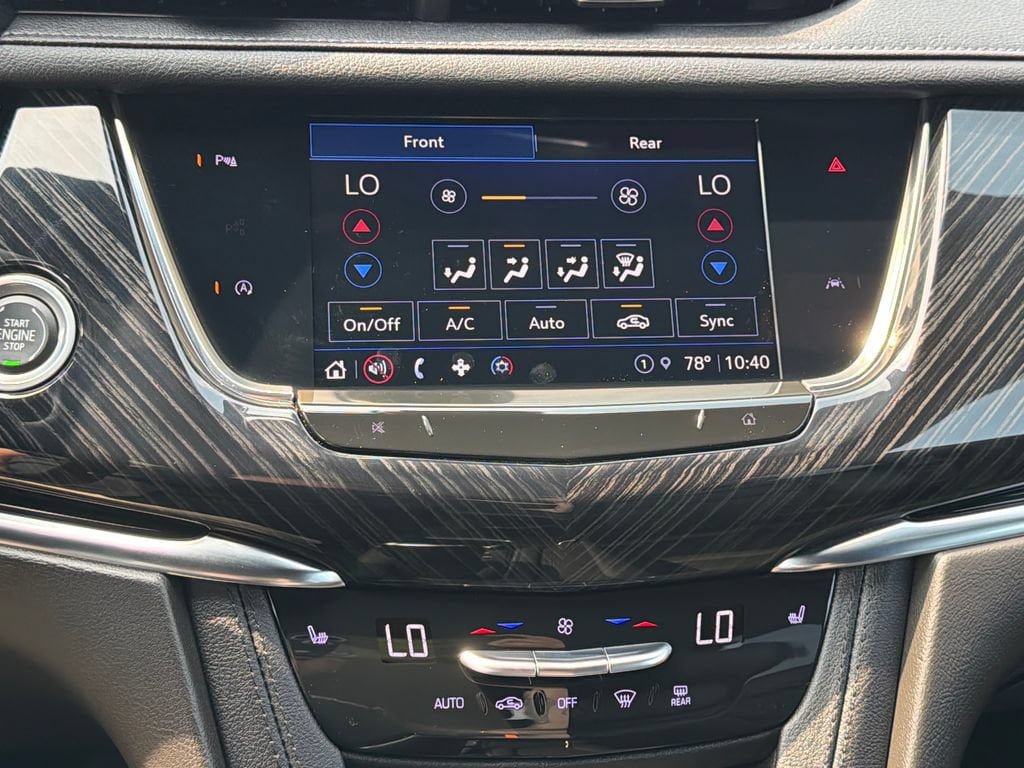 Certified 2022 Cadillac XT6 Premium Luxury AWD/4WD image 9