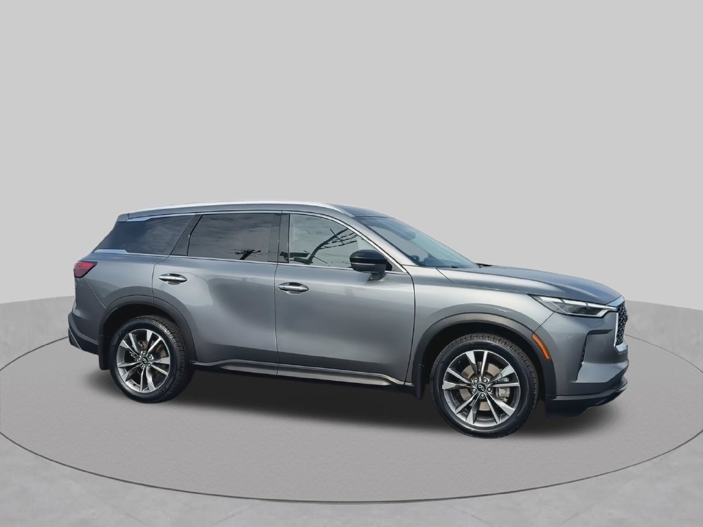 Used 2023 INFINITI QX60 Luxe w/ Cargo Package AWD/4WD image 2