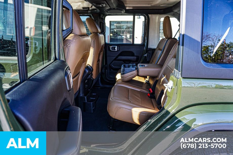 Used 2022 Jeep Wrangler Unlimited Sahara w/ Dual Top Group image 21