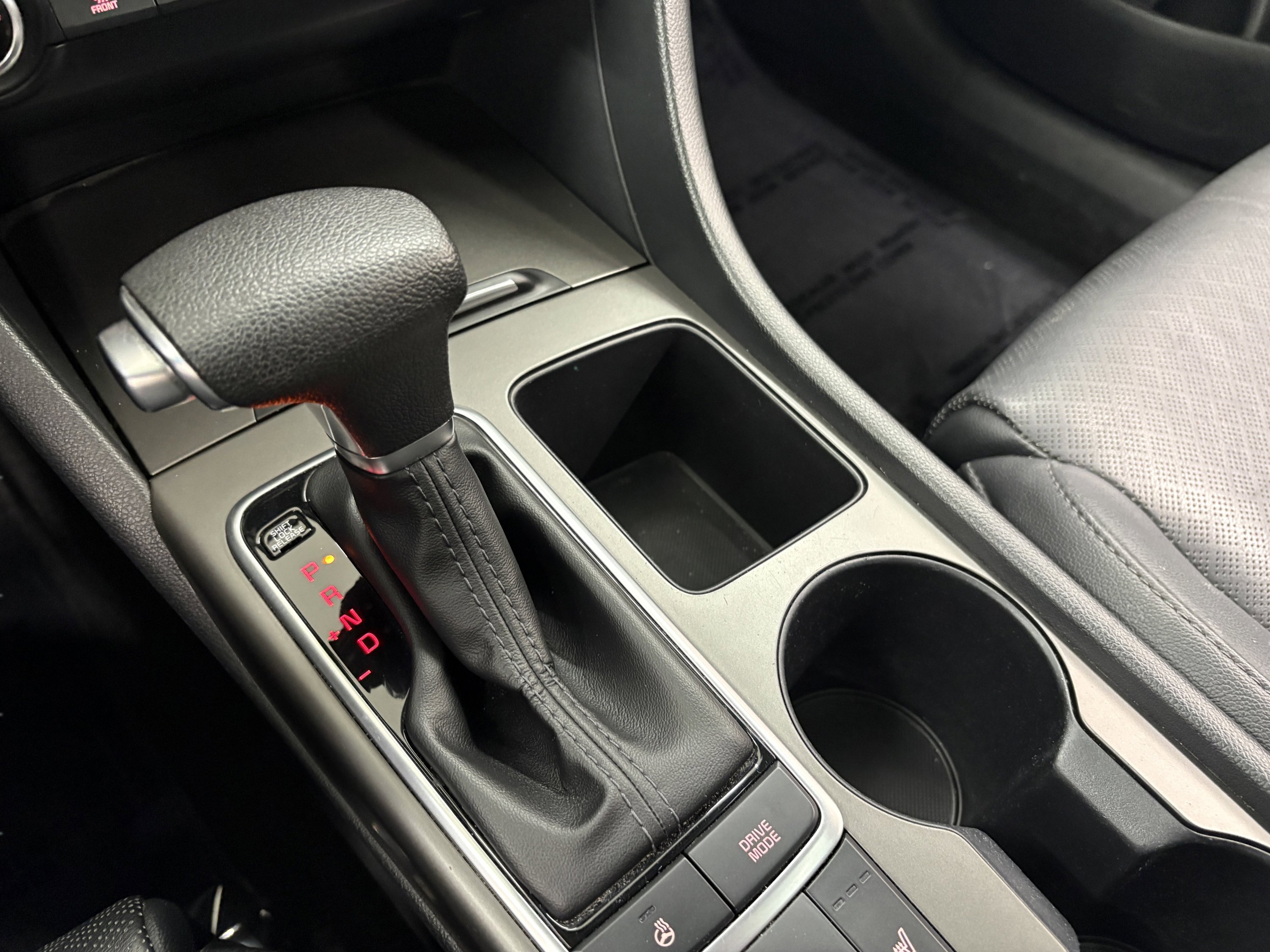 Used 2020 Kia Optima SE image 20