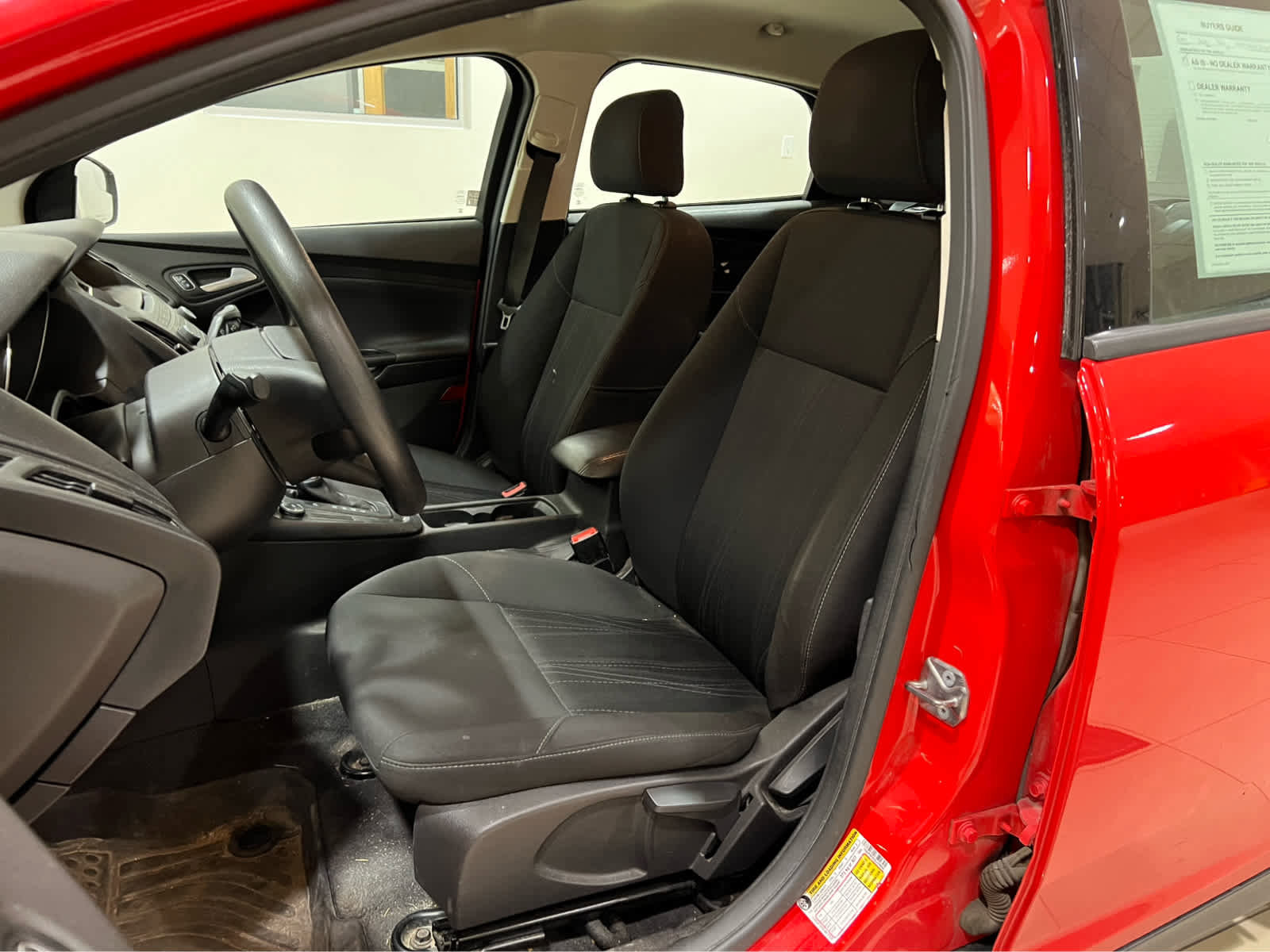 Used 2016 Ford Focus SE image 13