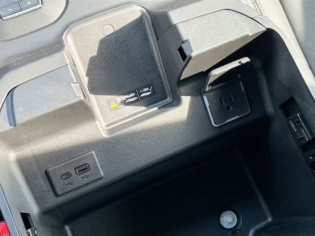 Used 2024 GMC Sierra 2500 AT4 w/ AT4 Premium Plus Package image 37