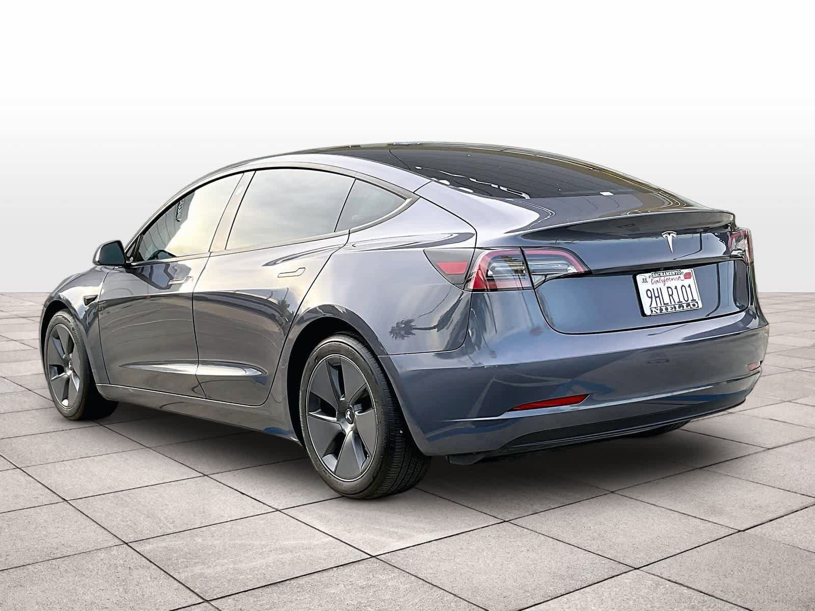 Used 2023 Tesla Model 3 Standard Range RWD image 13