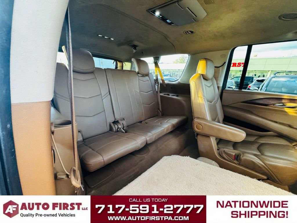 Used 2016 Cadillac Escalade ESV Platinum image 28