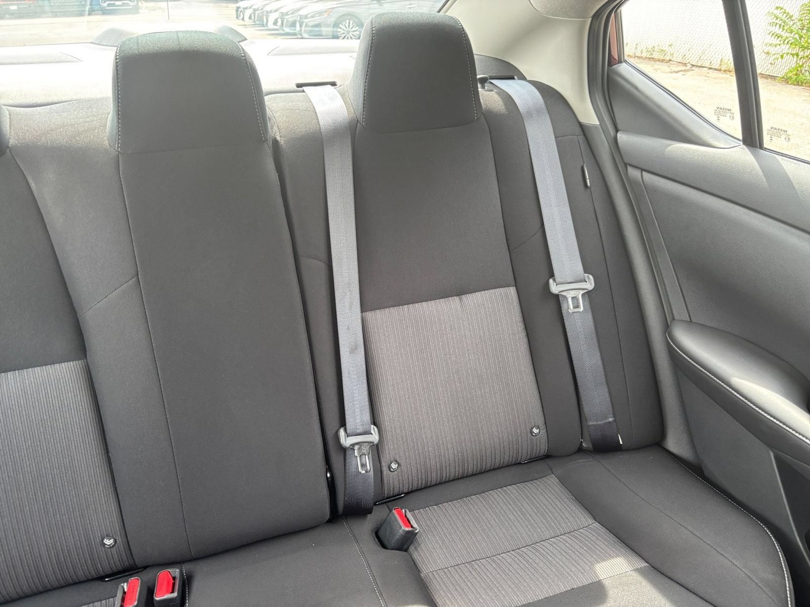 Used 2025 Nissan Sentra SV FWD image 36