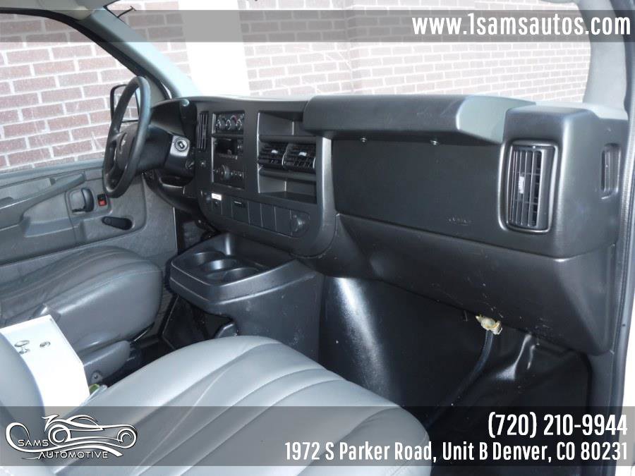 Used 2009 Chevrolet Express 1500 AWD 1500 135 image 38