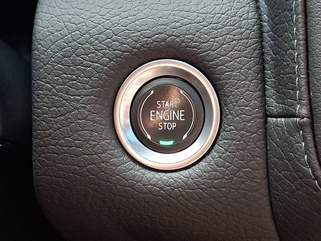 Used 2024 GMC Yukon Denali AWD/4WD image 25