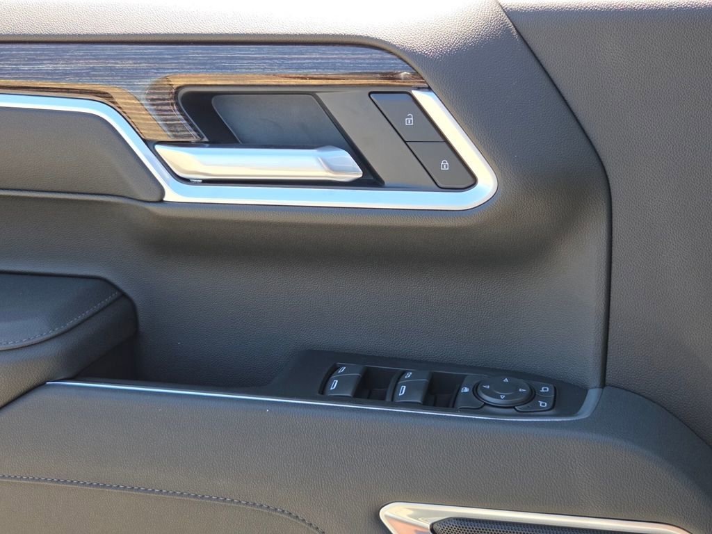 New 2026 GMC Sierra 1500 Elevation image 26