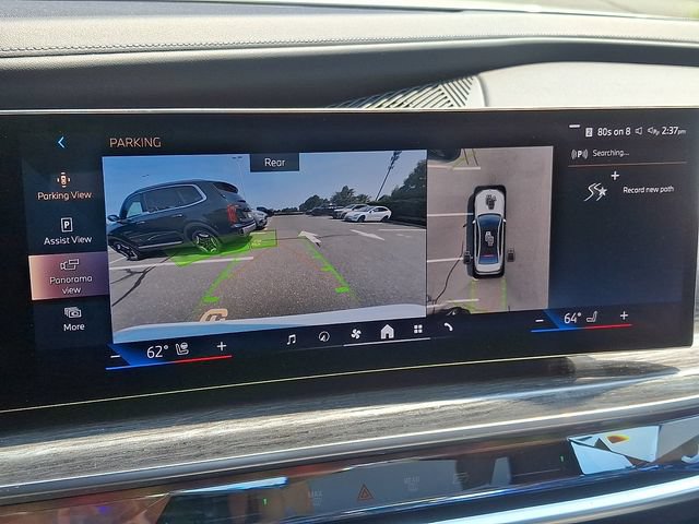 Used 2024 BMW 740i xDrive w/ Premium Package 2 AWD/4WD image 18