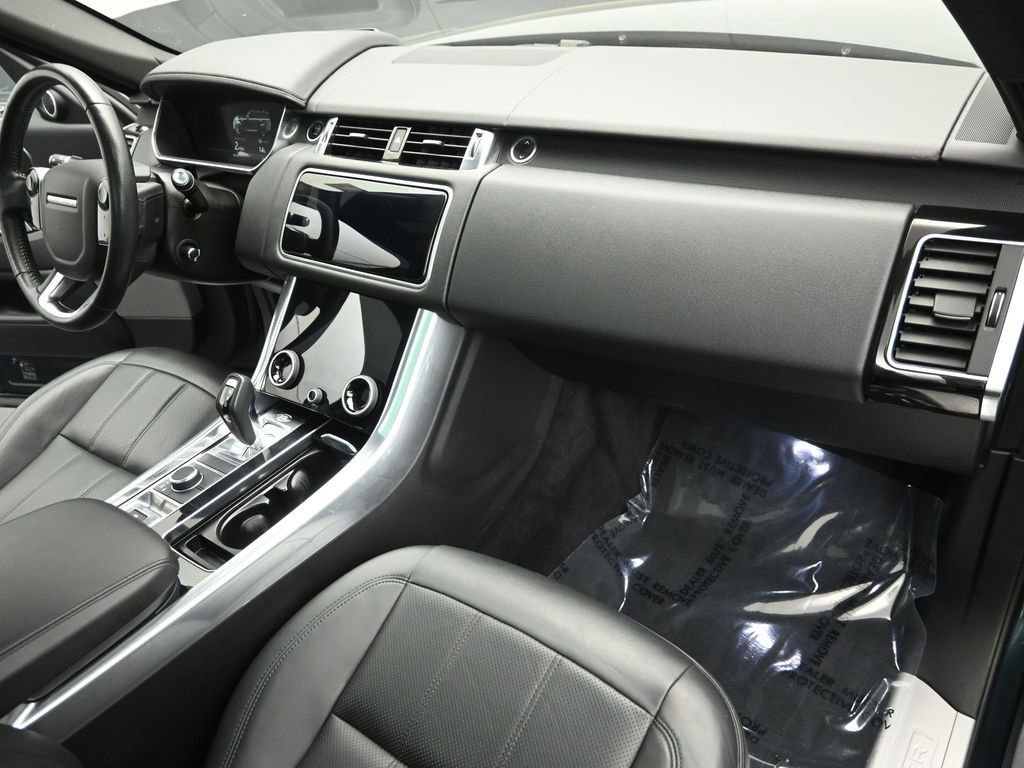 Used 2020 Land Rover Range Rover Sport HSE image 30