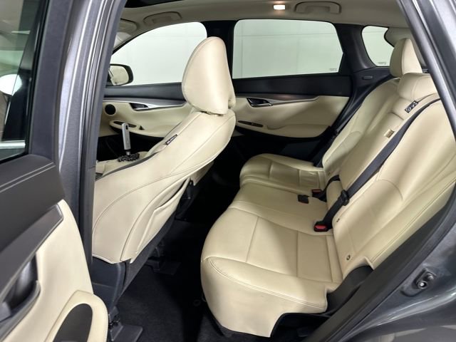 Used 2022 INFINITI QX50 Luxe image 25