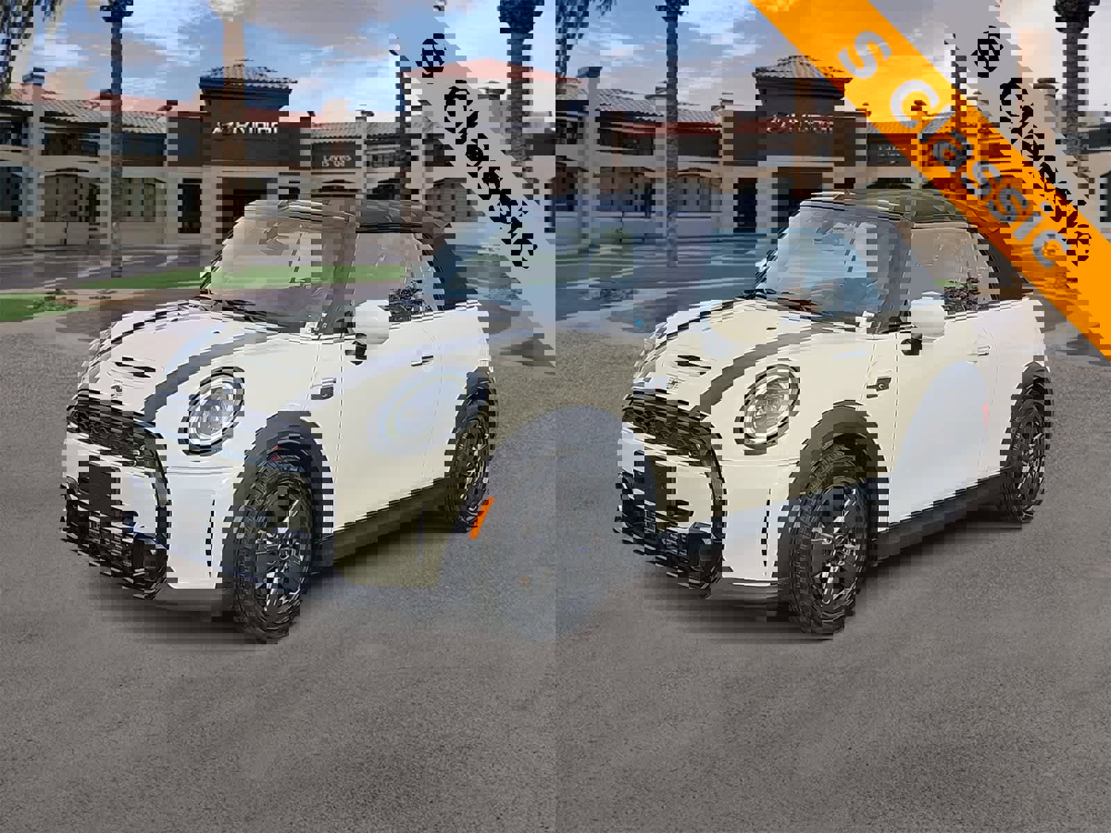 Used 2022 MINI Cooper S w/ Signature Upholstery Package image 4