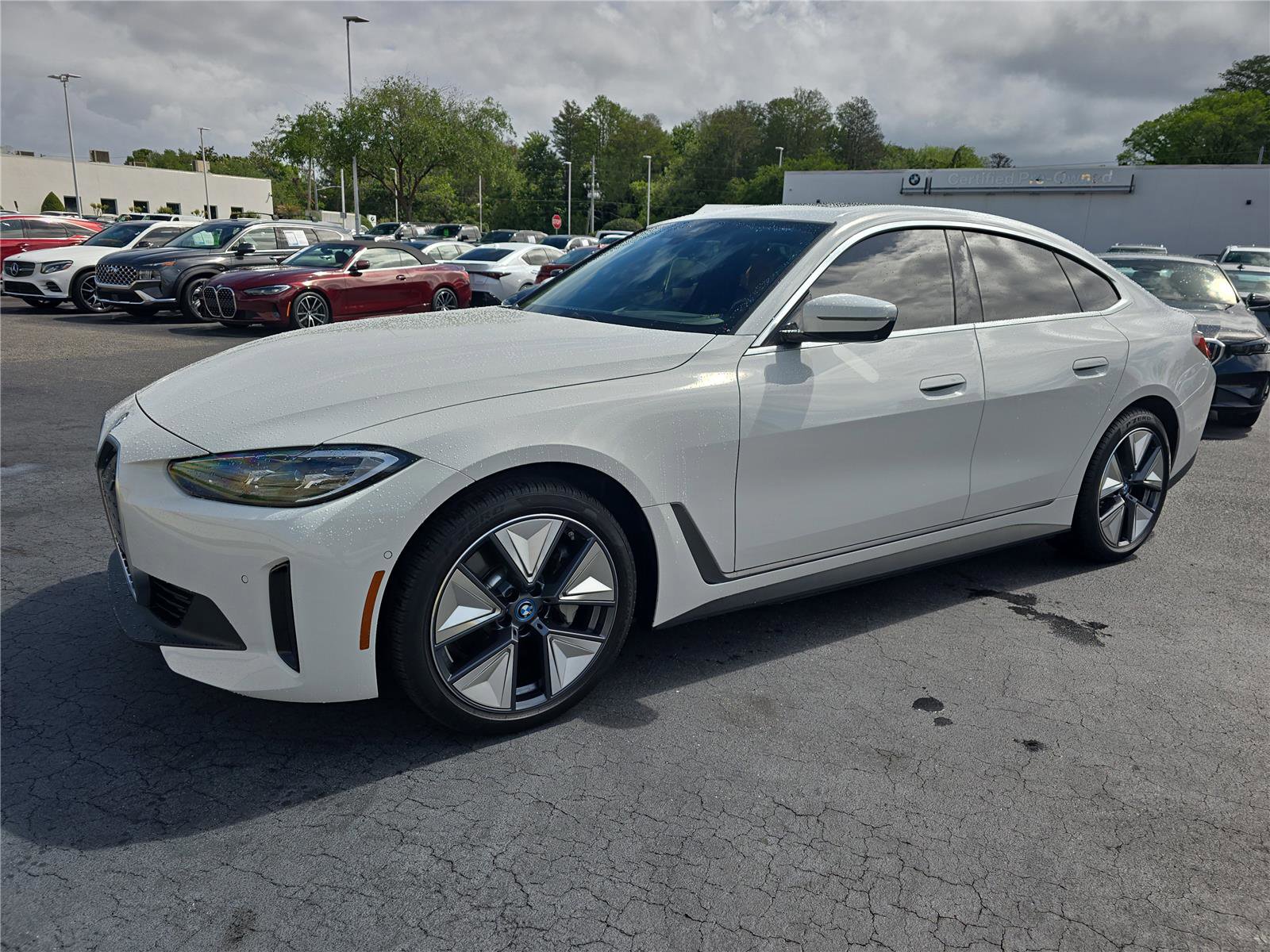 Used 2023 BMW i4 eDrive35 w/ Premium Package image 6