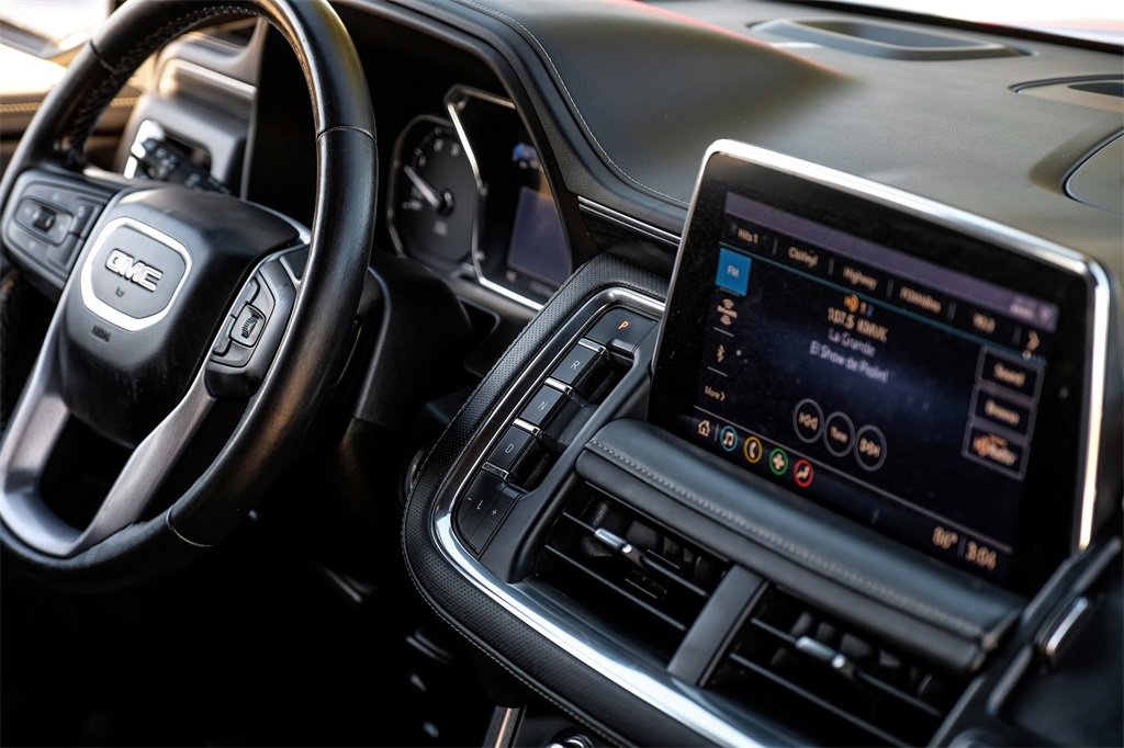 Used 2021 GMC Yukon XL SLT image 20