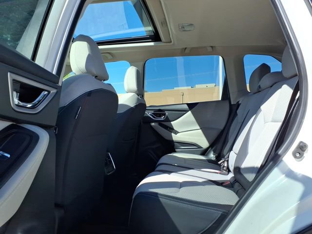 Used 2019 Subaru Forester Premium w/ All-Weather Package AWD/4WD image 11