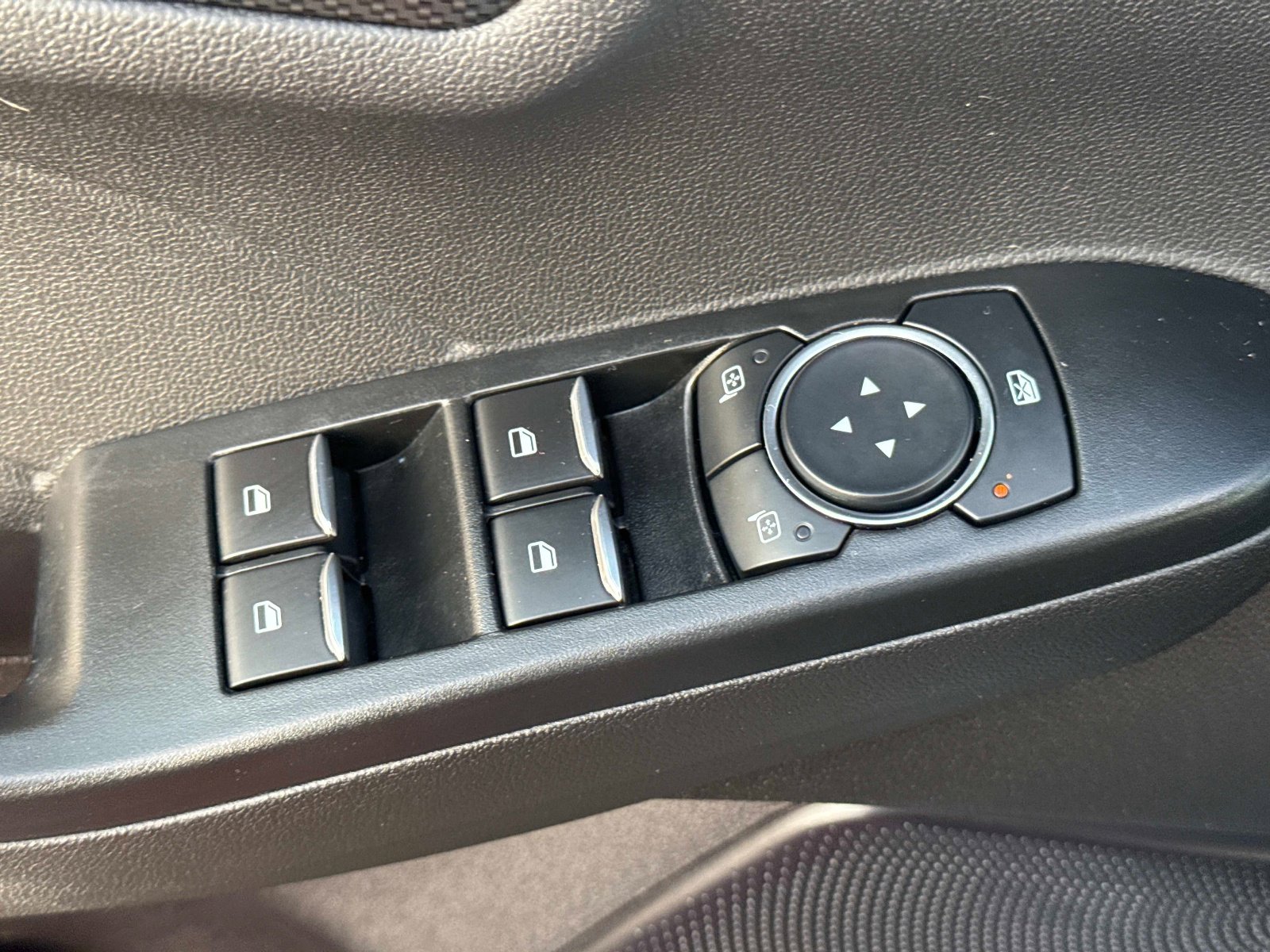 Used 2023 Ford Escape ST-Line image 21