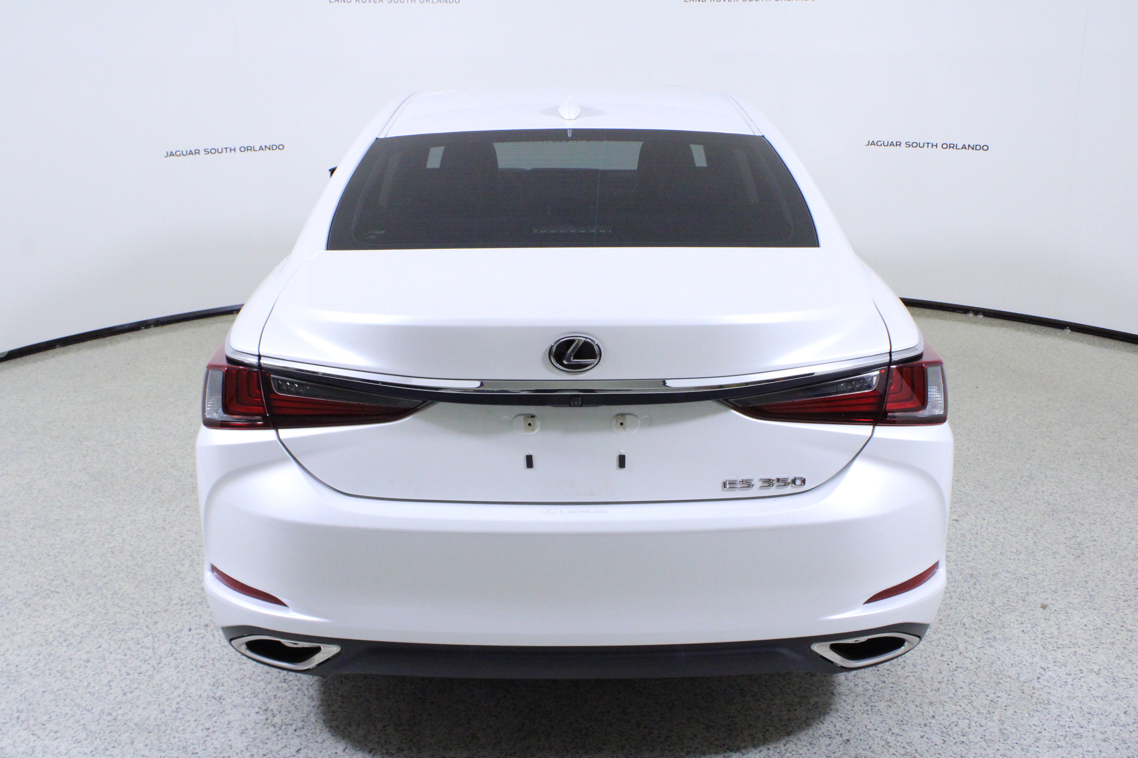 Used 2022 Lexus ES 350 image 6