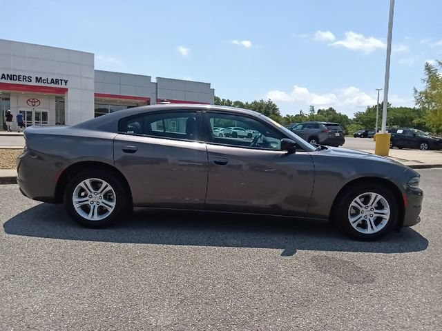 Used 2023 Dodge Charger SXT RWD image 2