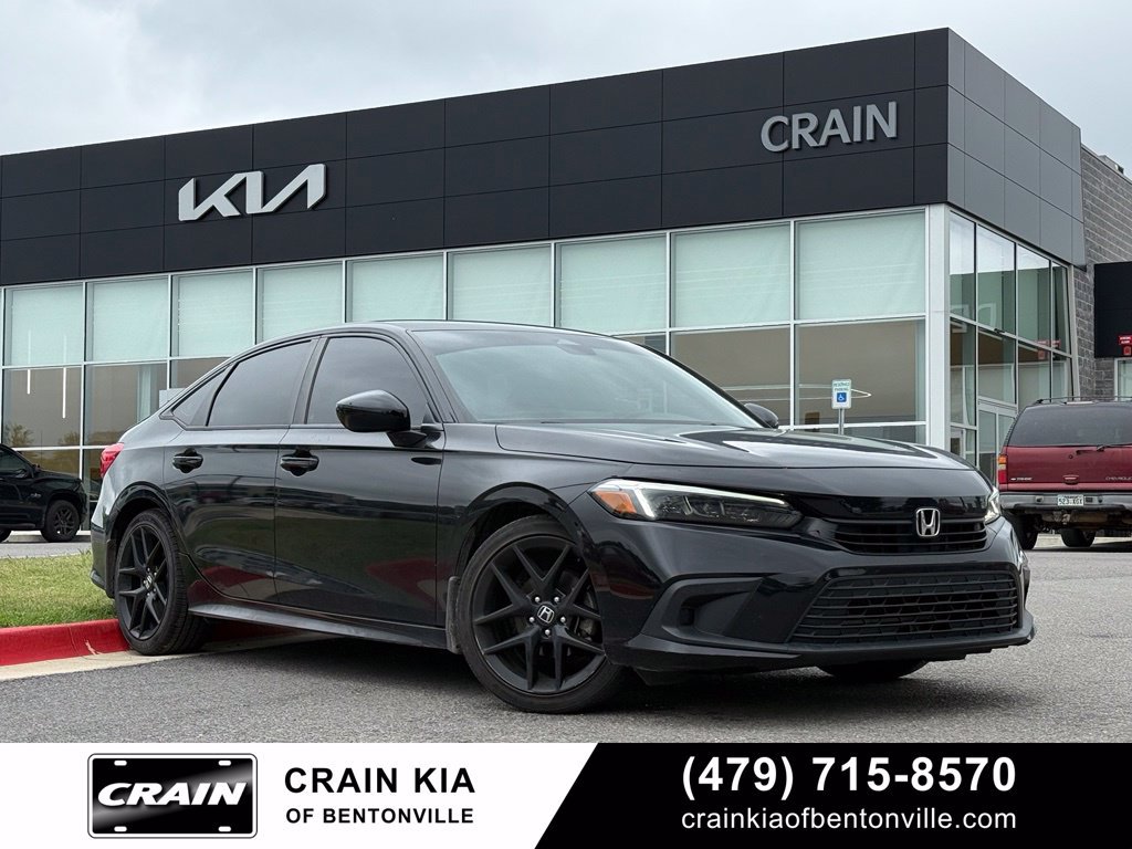 Used 2023 Honda Civic Sport image 1