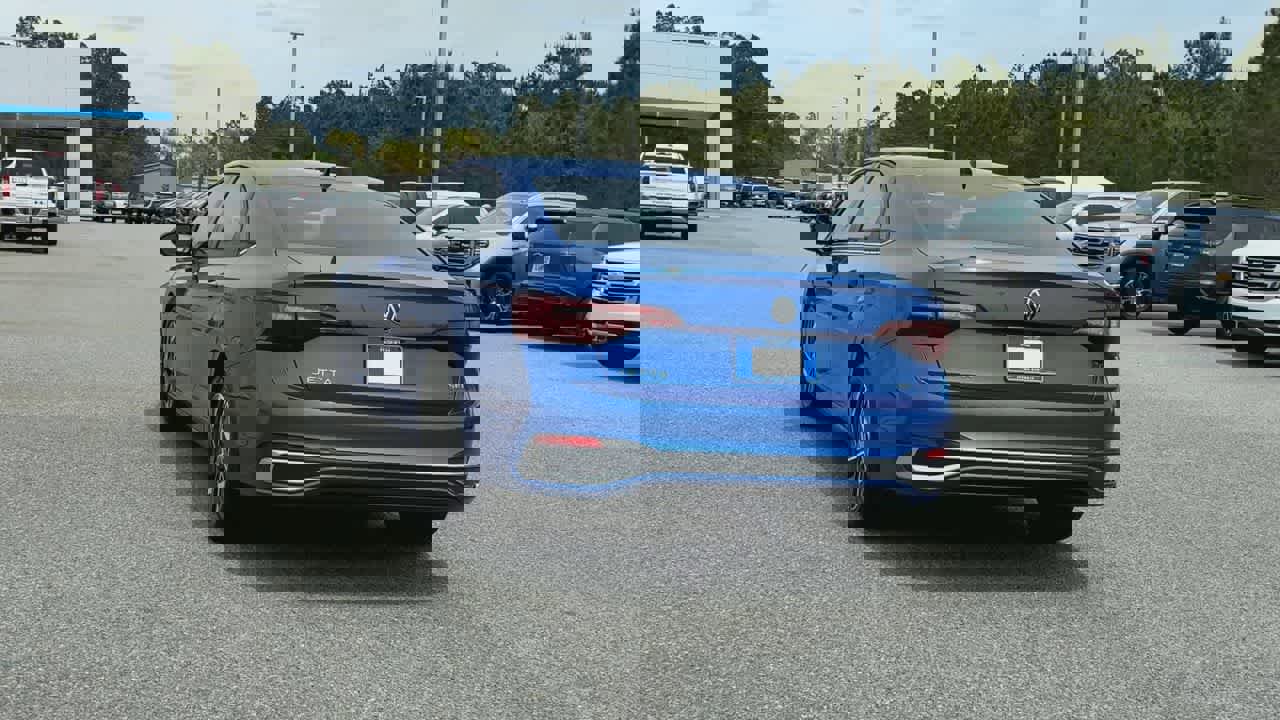 Used 2024 Volkswagen Jetta SEL image 7