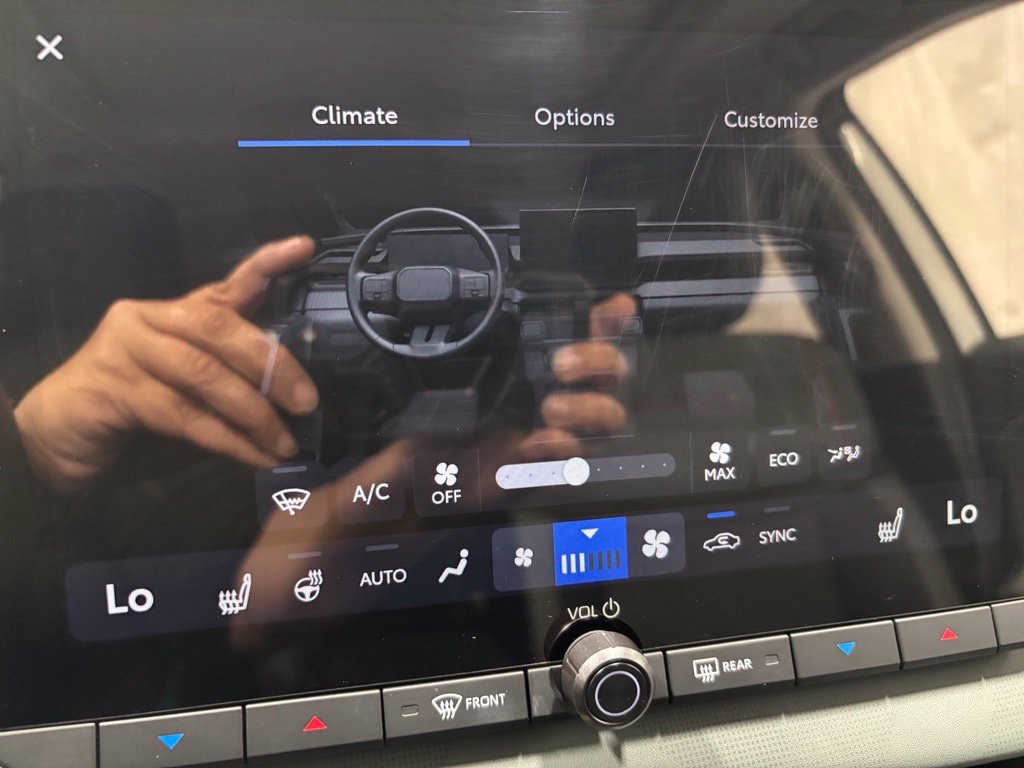 Used 2026 Toyota RAV4 AWD image 32