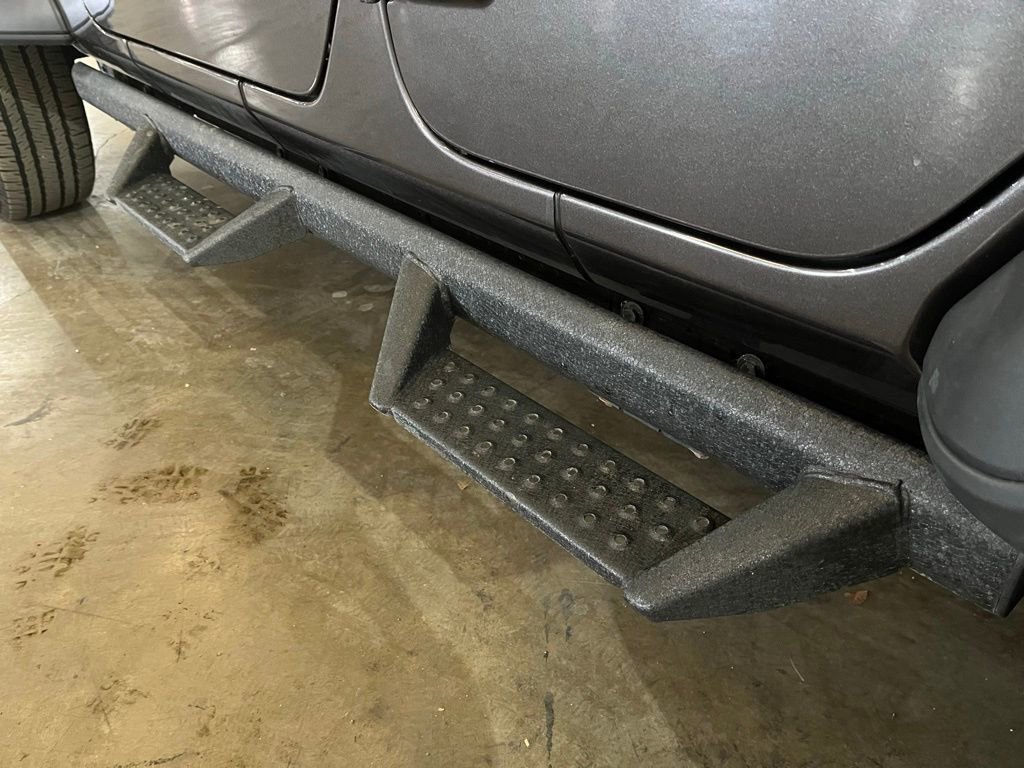 Used 2025 Jeep Wrangler Unlimited Sport S 4xe w/ Convenience Group image 9