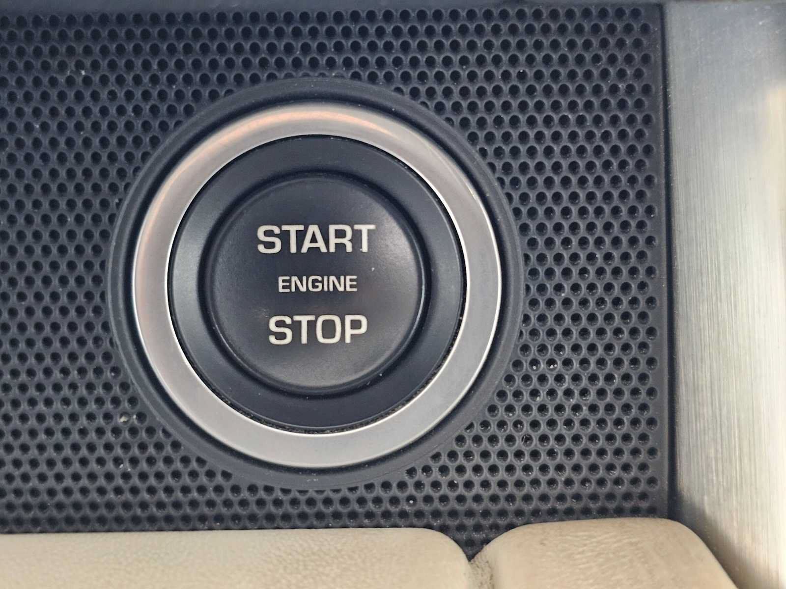 Used 2017 Land Rover Range Rover Long Wheelbase Supercharged AWD/4WD image 30