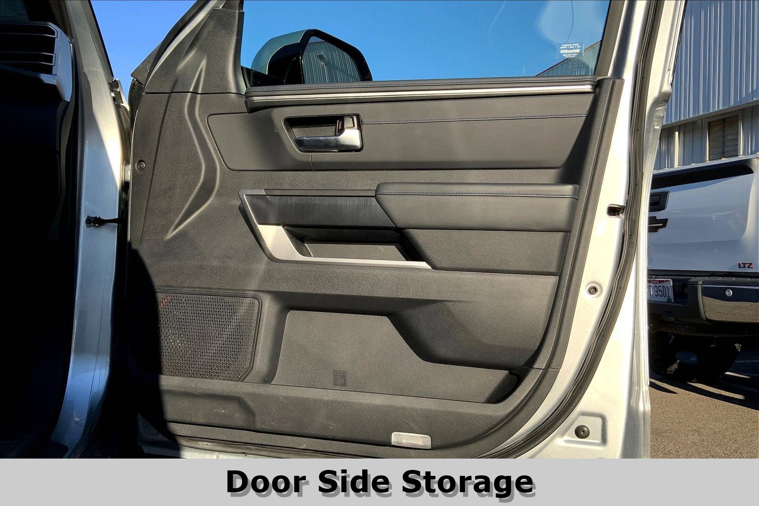 Used 2023 Toyota Sequoia image 25