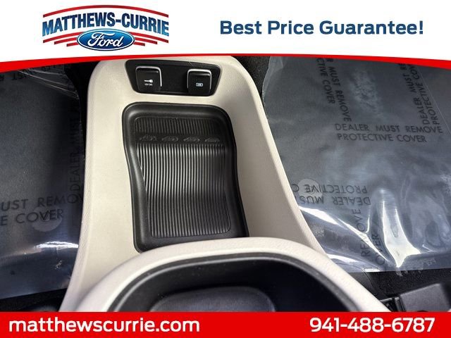 Used 2017 Chrysler Pacifica Limited image 24
