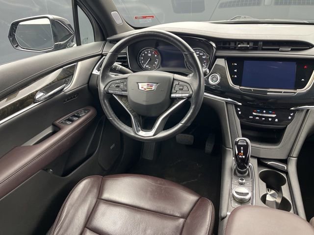 Used 2022 Cadillac XT6 Premium Luxury w/ Technology Package image 16