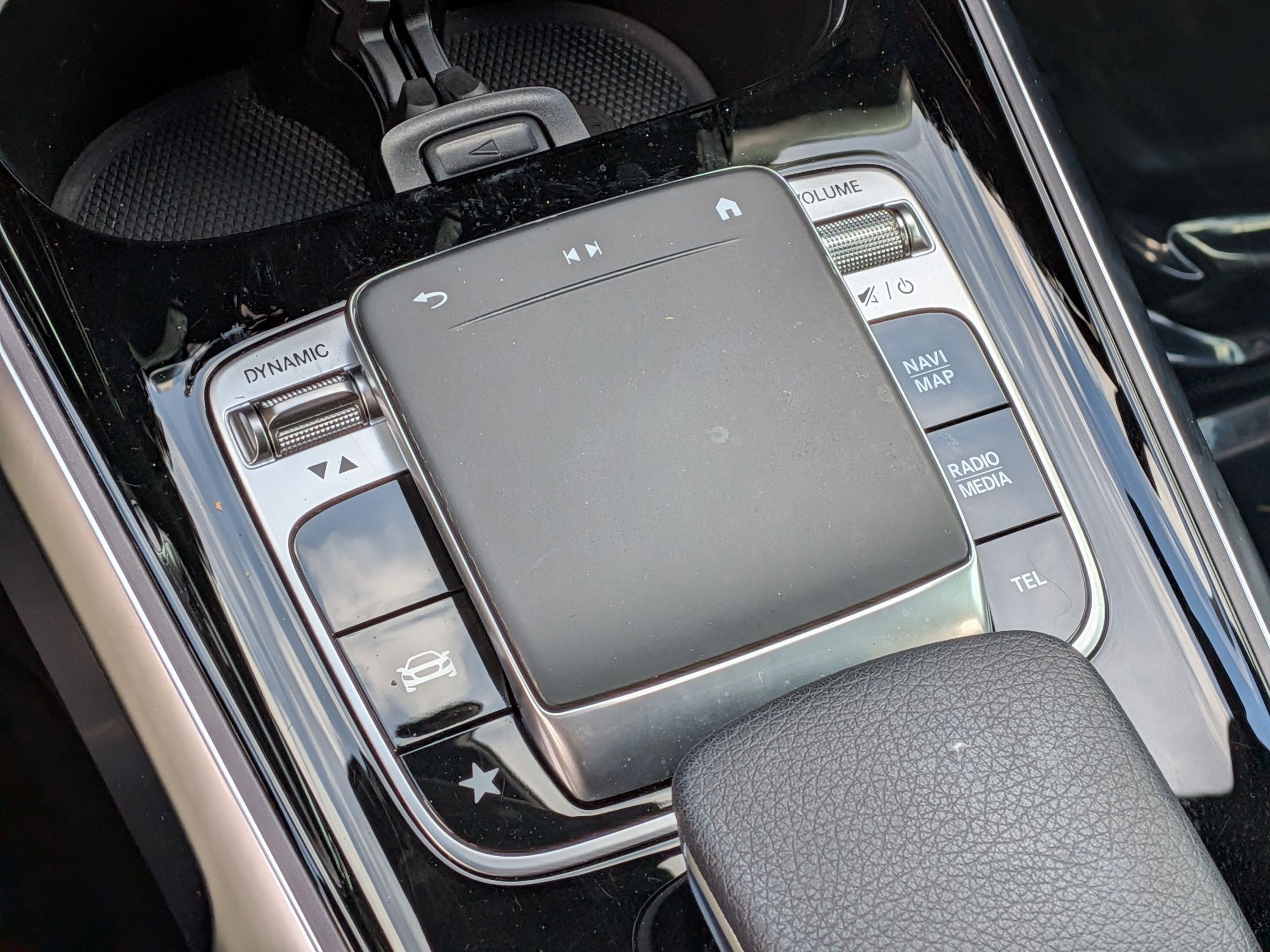 Certified 2020 Mercedes-Benz GLB 250 4MATIC image 26