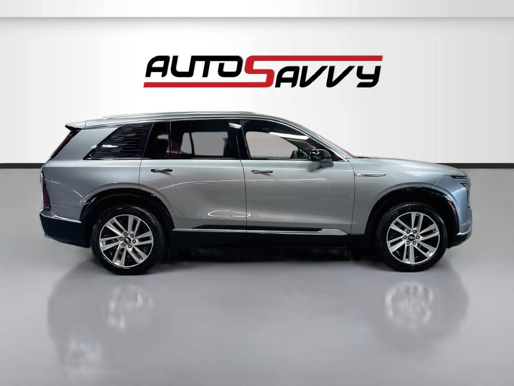 Used 2026 Cadillac Vistiq Luxury AWD/4WD image 8