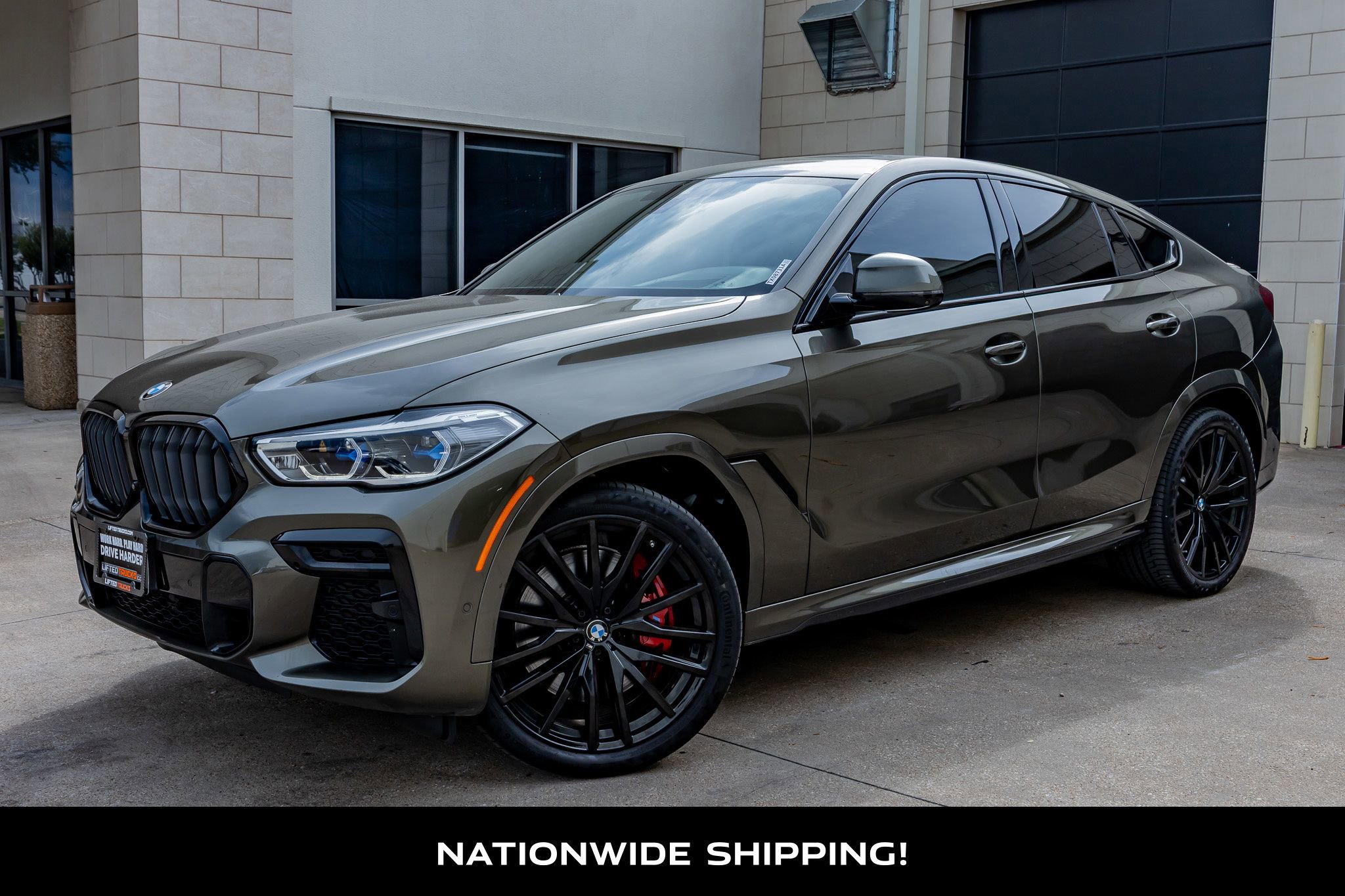 Used 2022 BMW X6 M50i w/ Executive Package AWD/4WD image 4