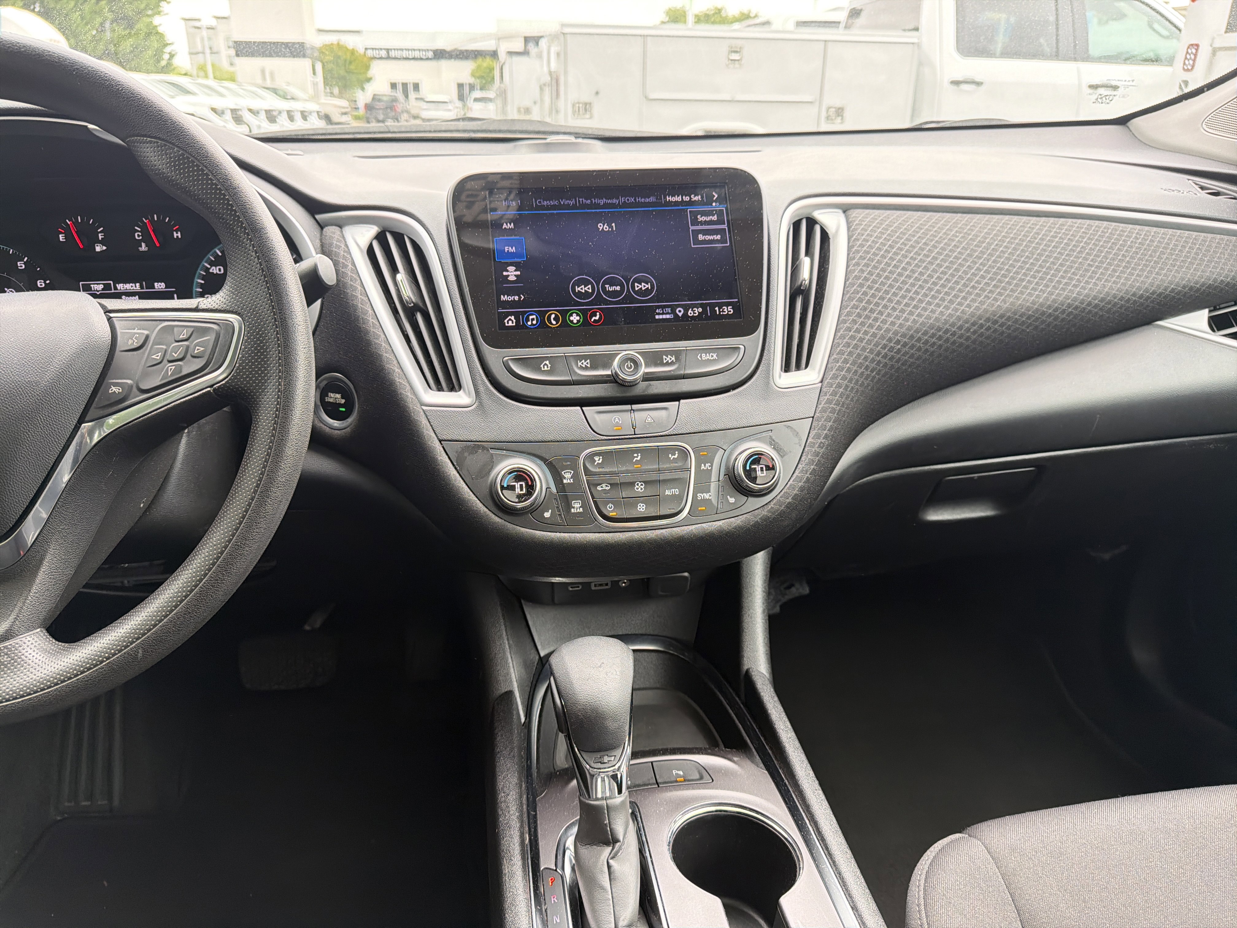 Used 2024 Chevrolet Malibu LT FWD image 29