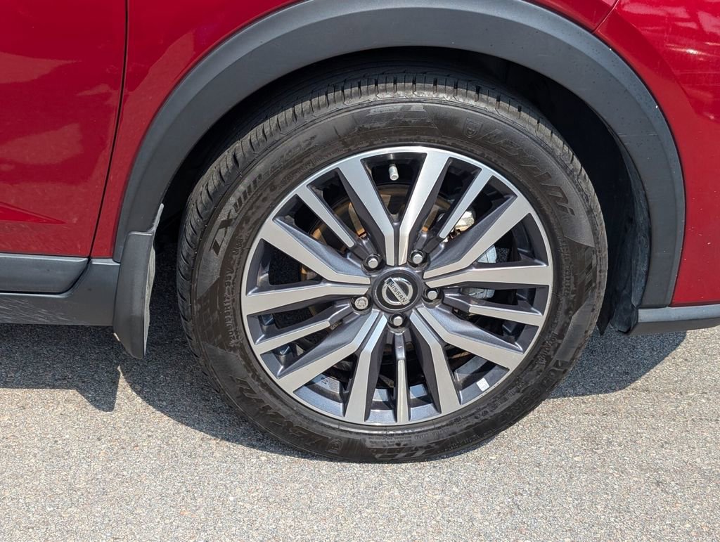 Used 2021 Nissan Kicks SR image 9