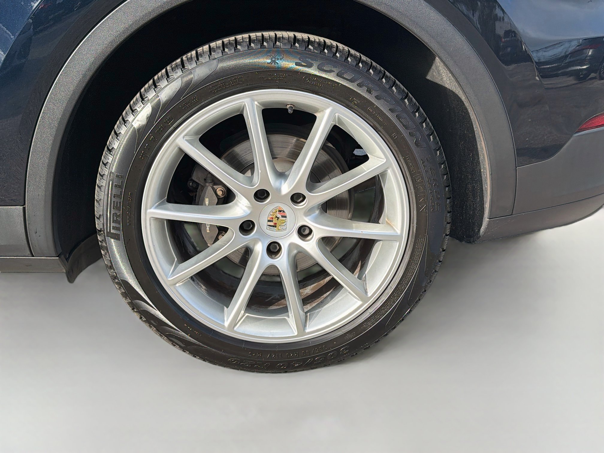 Used 2019 Porsche Cayenne AWD/4WD image 41