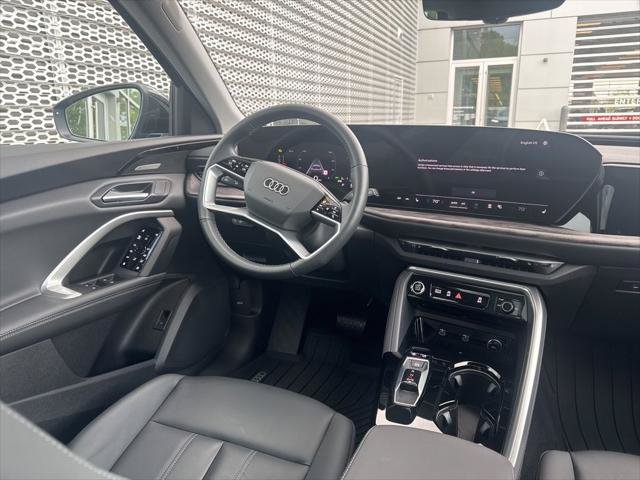 Certified 2025 Audi Q5 Premium Plus w/ Premium Plus AWD/4WD image 16