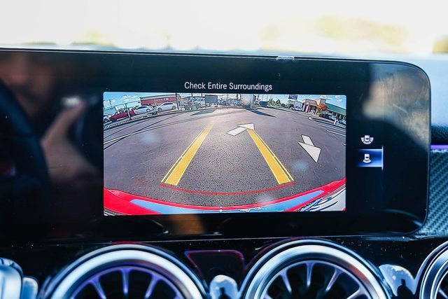 Used 2023 Mercedes-Benz GLB 250 4MATIC image 24