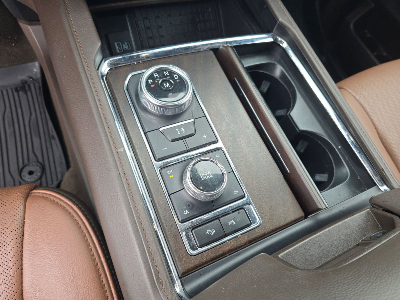 Used 2022 Ford Expedition King Ranch image 17