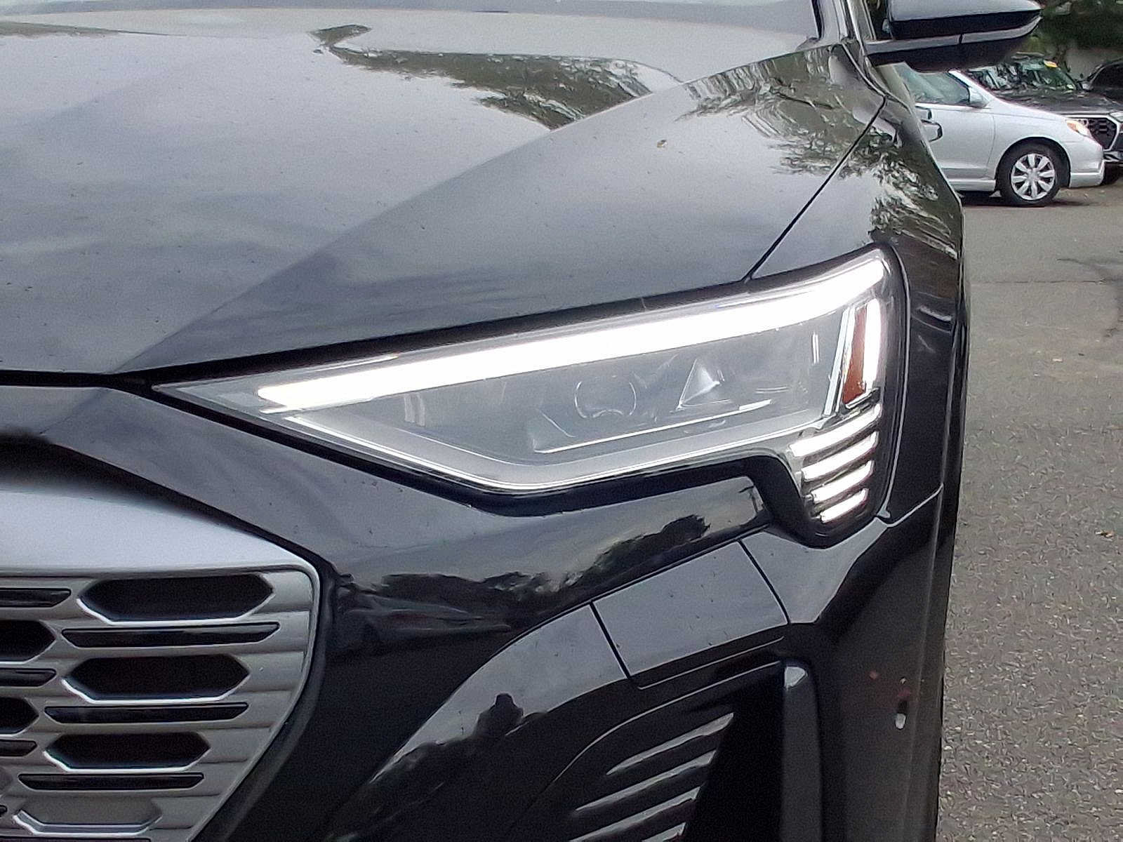 Certified 2024 Audi Q8 e-tron Prestige AWD/4WD image 34