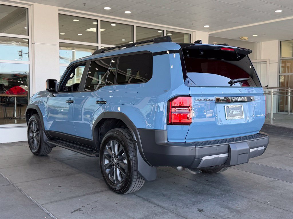 Used 2026 Toyota Land Cruiser w/ Premium Package AWD/4WD image 10