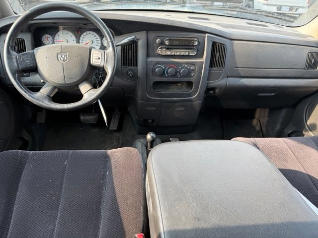 Used 2005 Dodge Ram 1500 Truck SLT w/ Trailer Tow Group AWD/4WD image 3