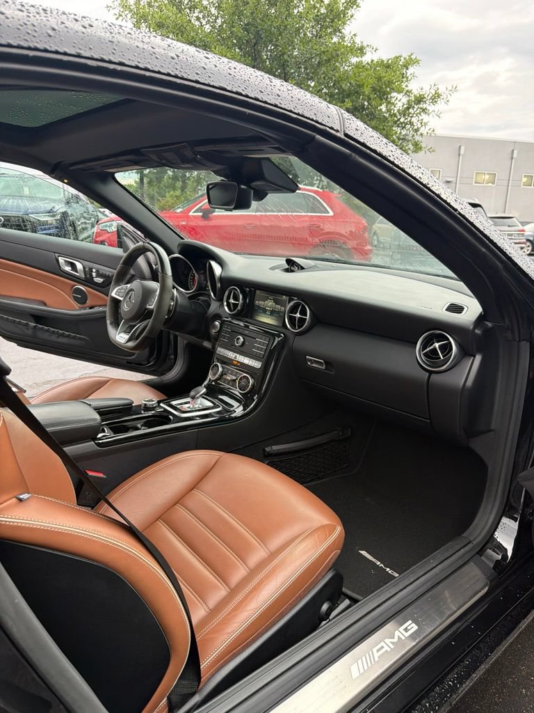 Used 2017 Mercedes-Benz SLC 43 AMG image 13
