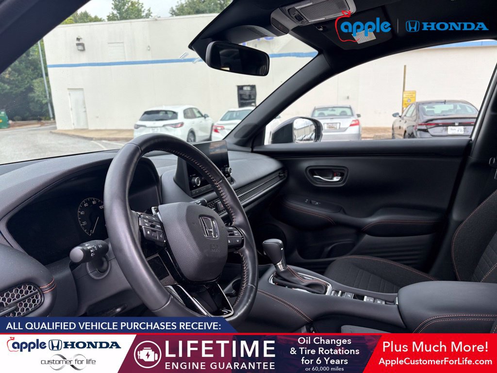 Used 2025 Honda HR-V Sport image 7