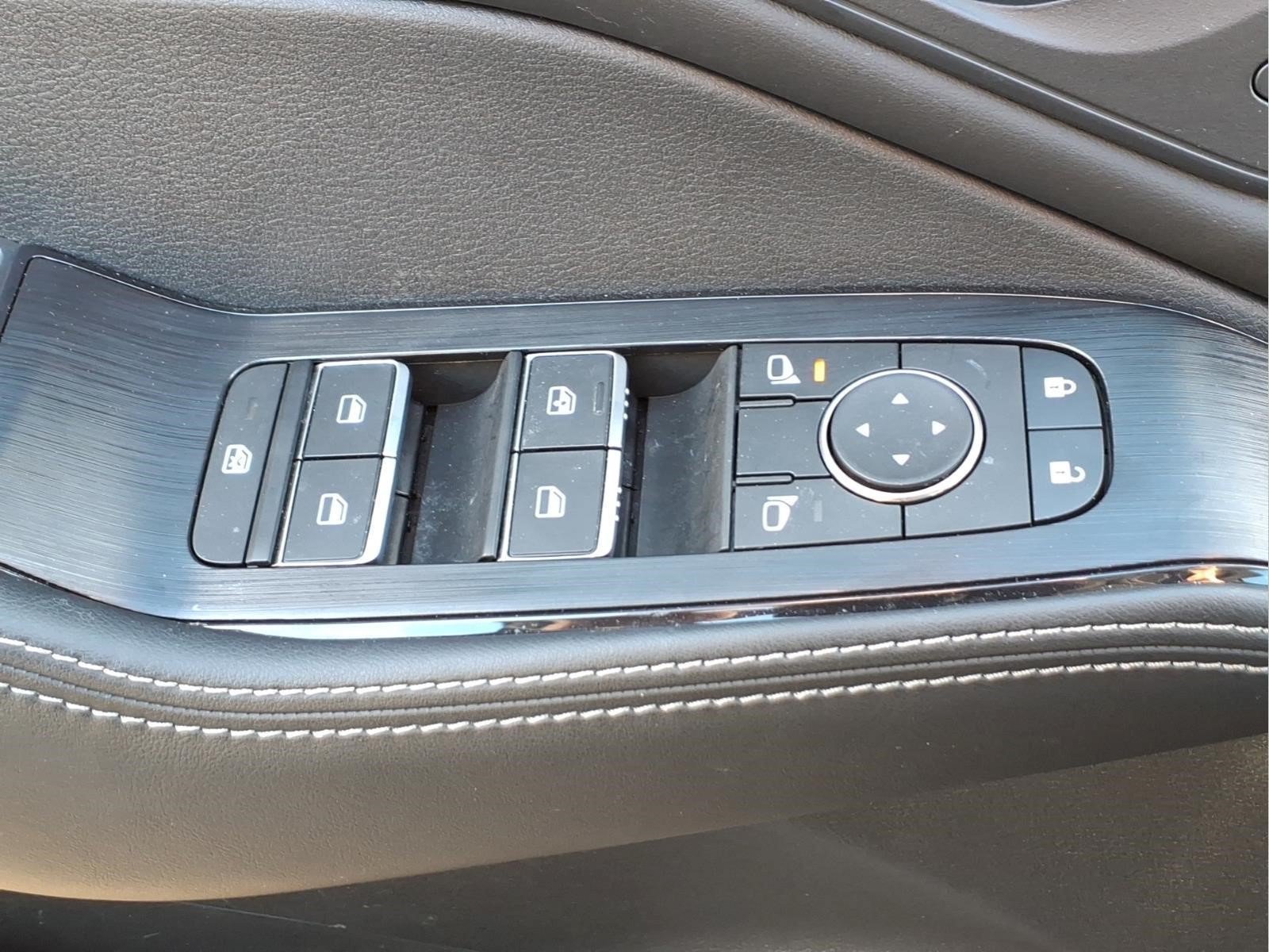 Certified 2025 Nissan Rogue SL w/ Tech Package AWD/4WD image 25
